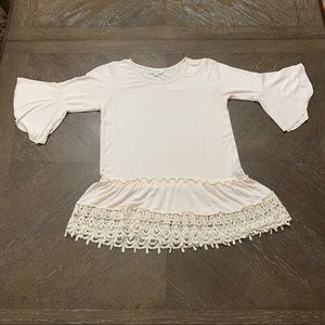 Lady’s World Off white cotton 3/4 sleeves lace embellishment blouse top Size 8